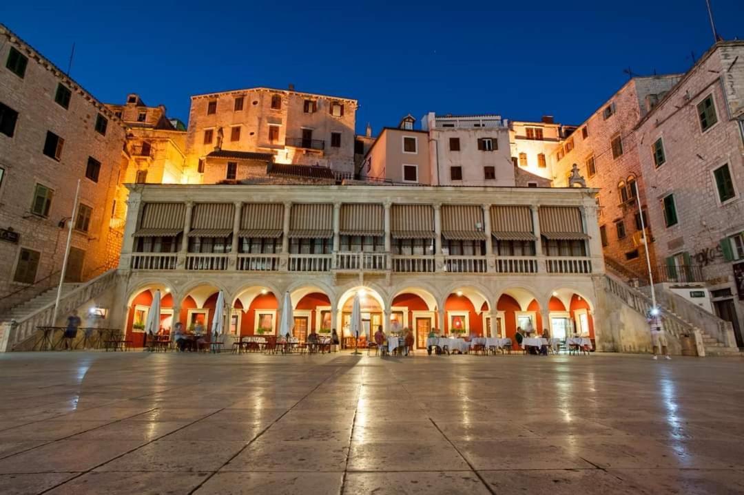 Apartman Dawidh Šibenik Exteriör bild