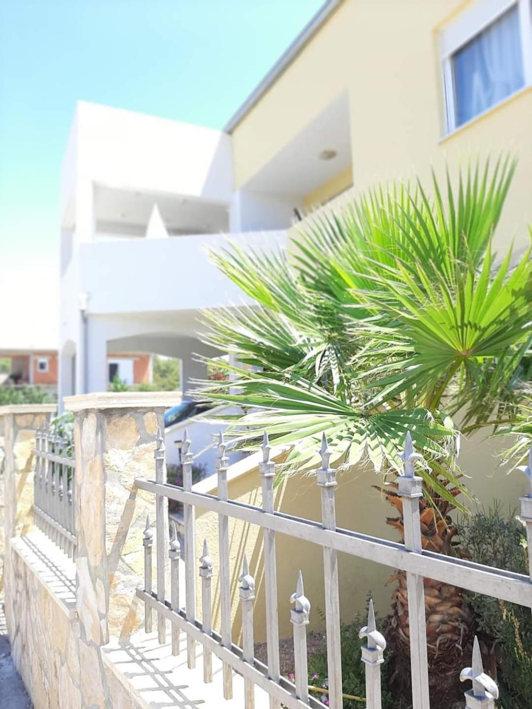Apartman Dawidh Šibenik Exteriör bild